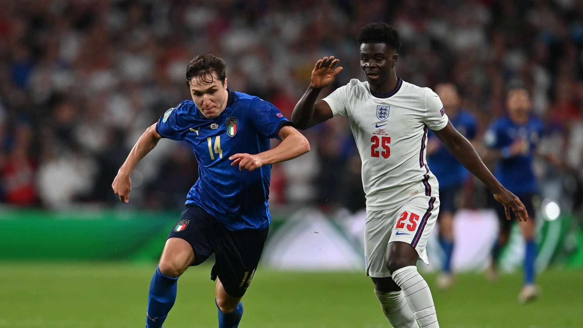 Bukayo Saka Federico Chiesa England Italy Euro 2020