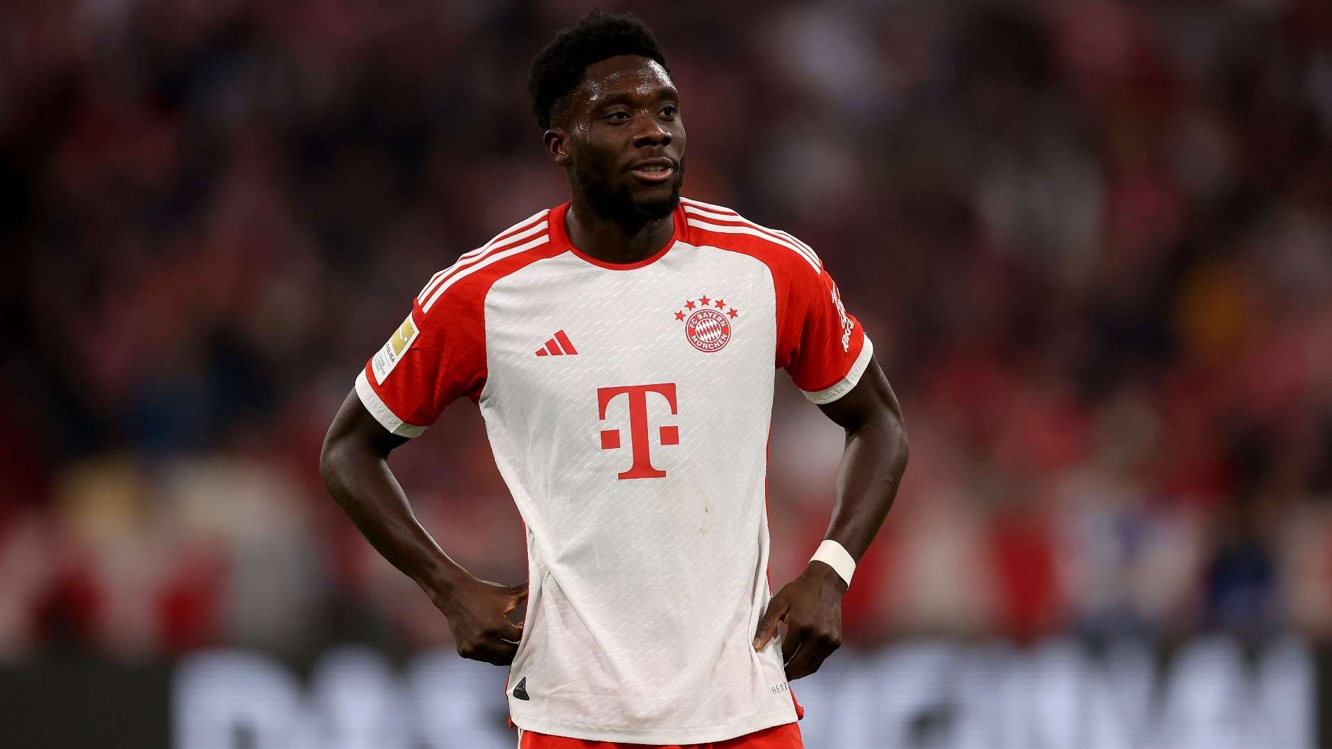 Alphonso Davies of FC Bayern München