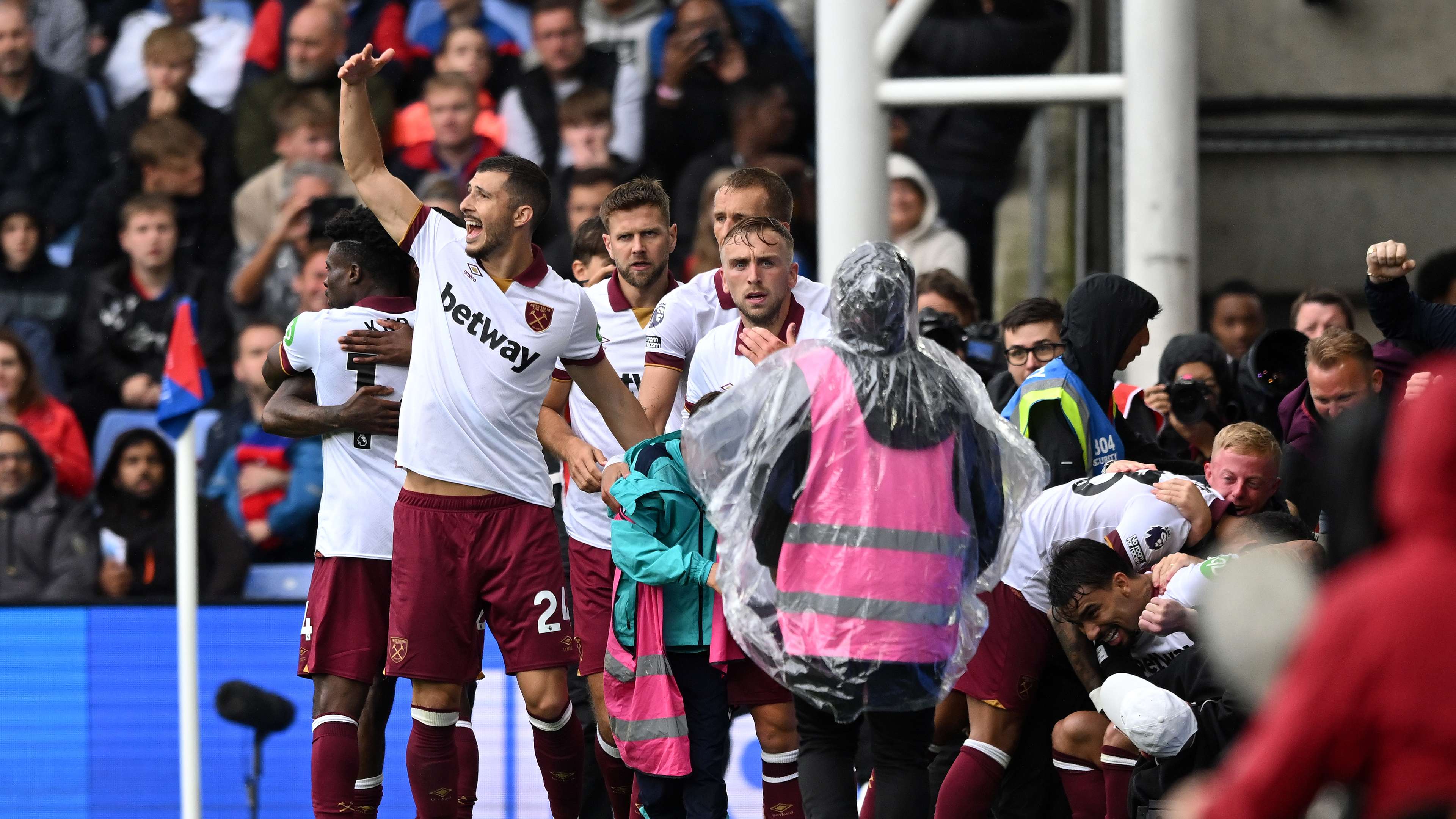 Crystal Palace FC v West Ham United FC - Premier League