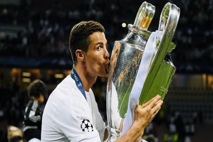 تشكيلة ريال مدريد الرسمية للقاء برشلونة في الليغا 