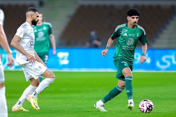 الهلال السعودي يحتفل بذكري تأسيسه الـ 67 .. فيديو 