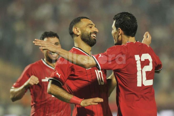 هل يرغب ريال مدريد في التعاقد مع ارنولد يناير المقبل؟ 