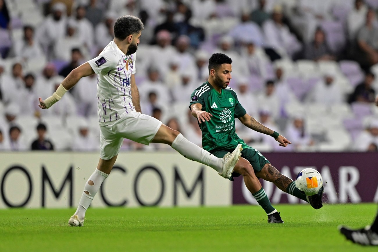 منتخب نيجيريا يصل كوت ديفوار بالزى الرسمى للمشاركة فى أمم أفريقيا (فيديو) 