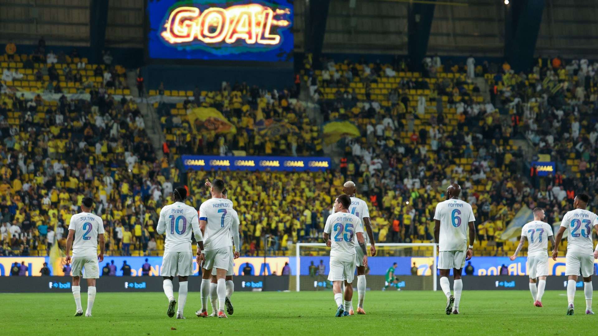 الهلال والاتحاد سيحرجون ريال مدريد الصيف القادم 