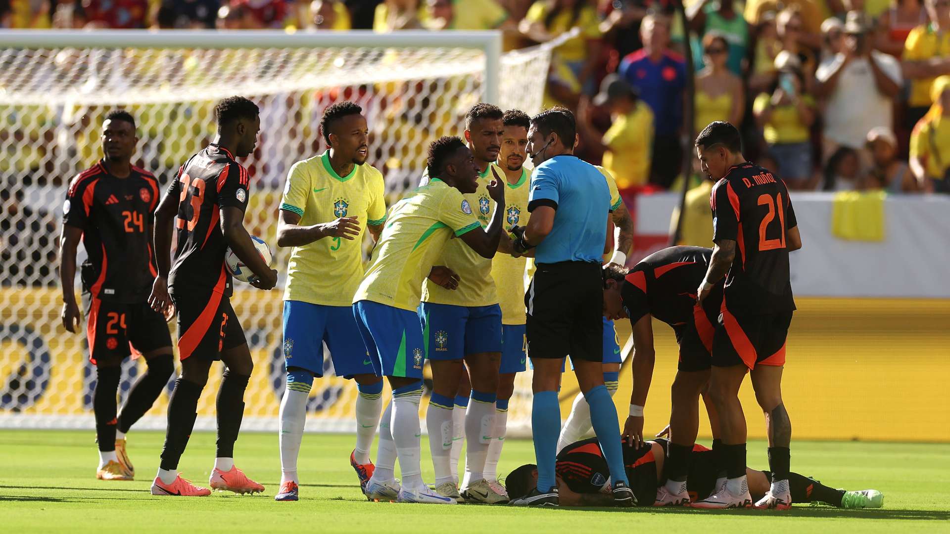 تشيلسي يرغب في استغلال لوكاكو للتعاقد مع لاوتارو من انتر ميلان ! 