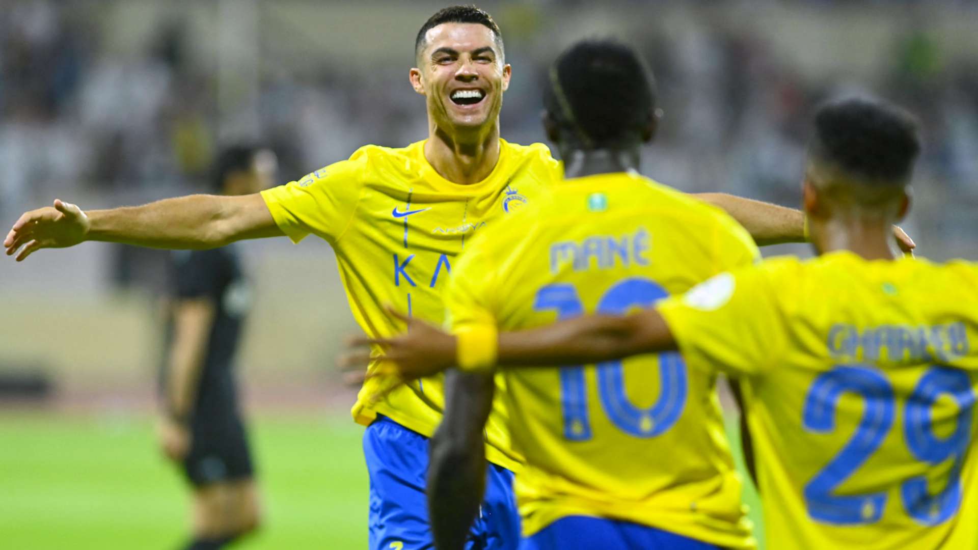 نفاذ تذاكر جماهير النصر أمام الهلال 