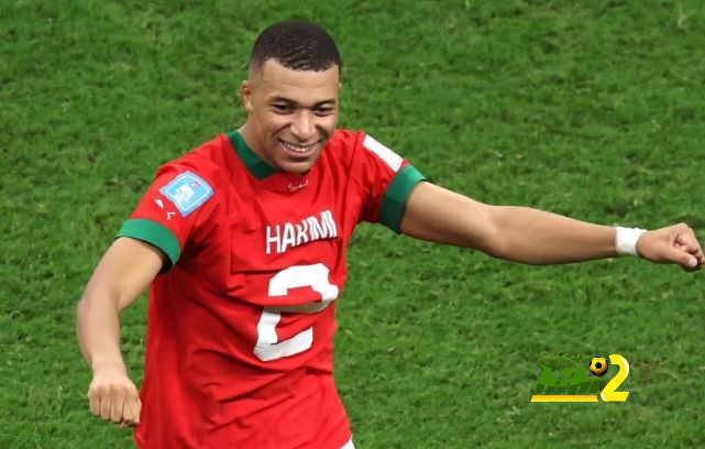 لاعب الاتحاد "يلوم" بنزيما بعد الخسارة أمام الأهلي .. والغامدي يكشف "شرط" مصالحة الجماهير | 