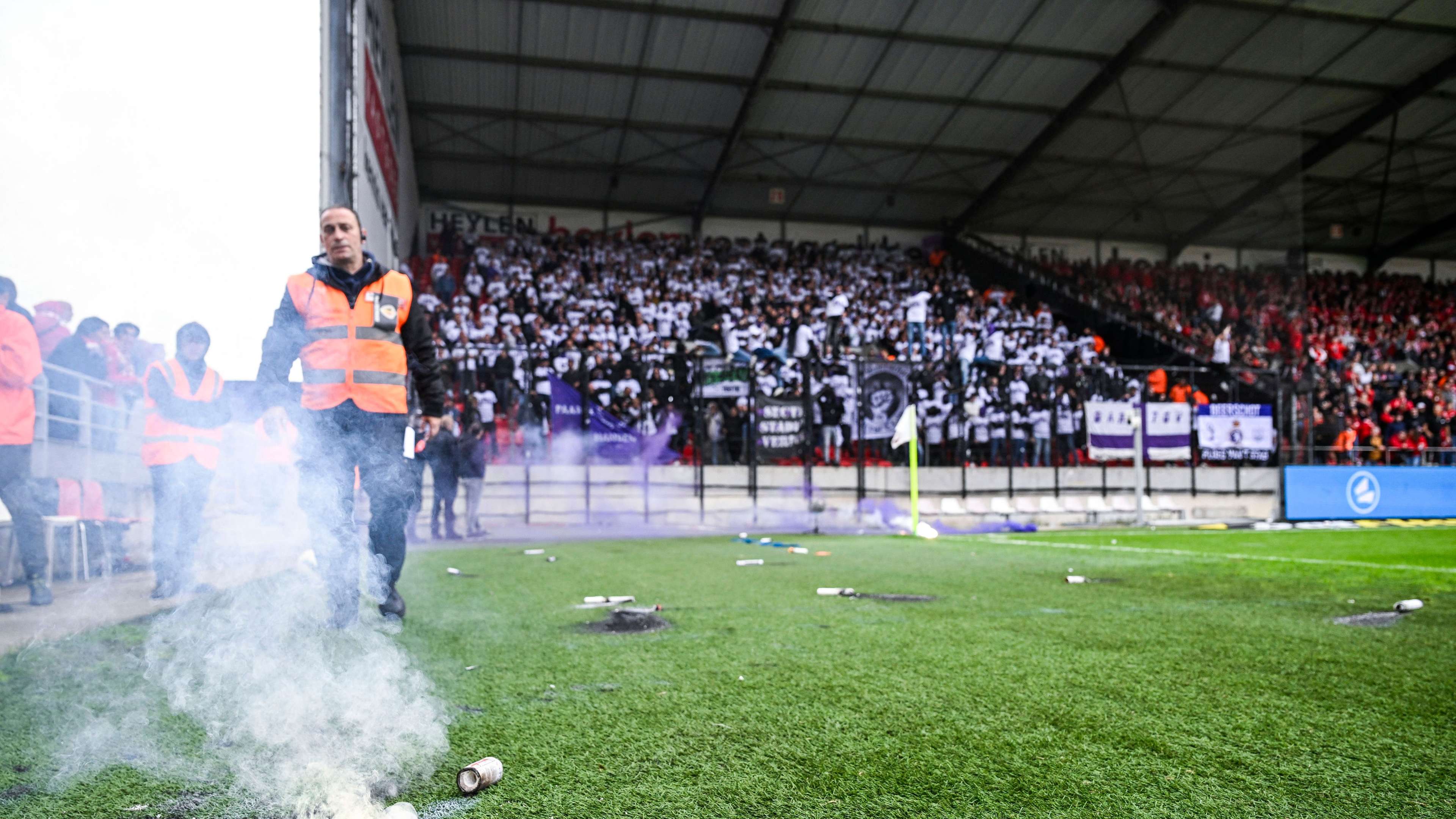 حضور جماهيري كبير في مباراة اتليتكو مدريد و اسبانيول 