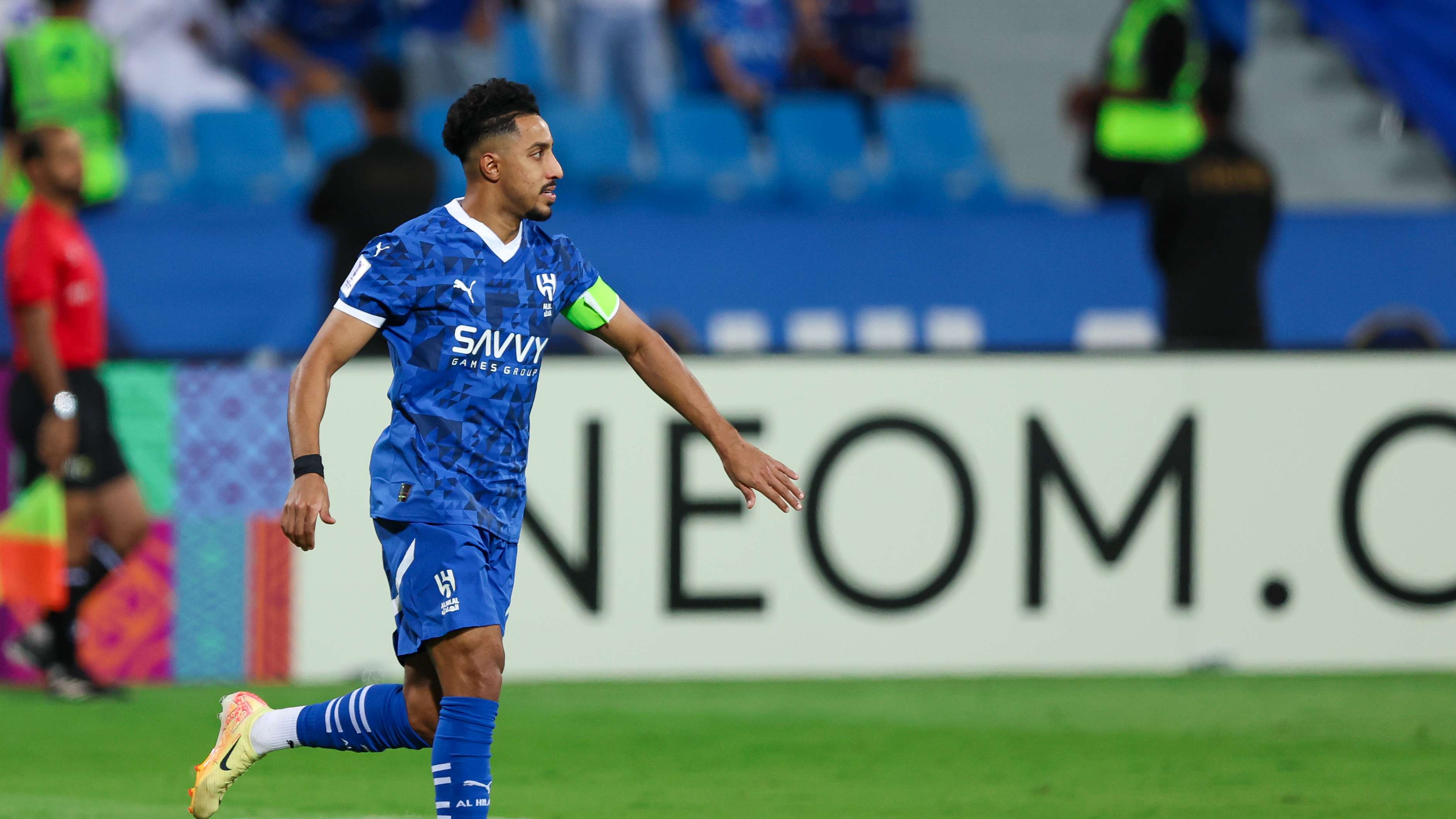 بثلاثية أمام الشباب .. الهلال يواجه النصر بنهائي كأس الملك سلمان | 