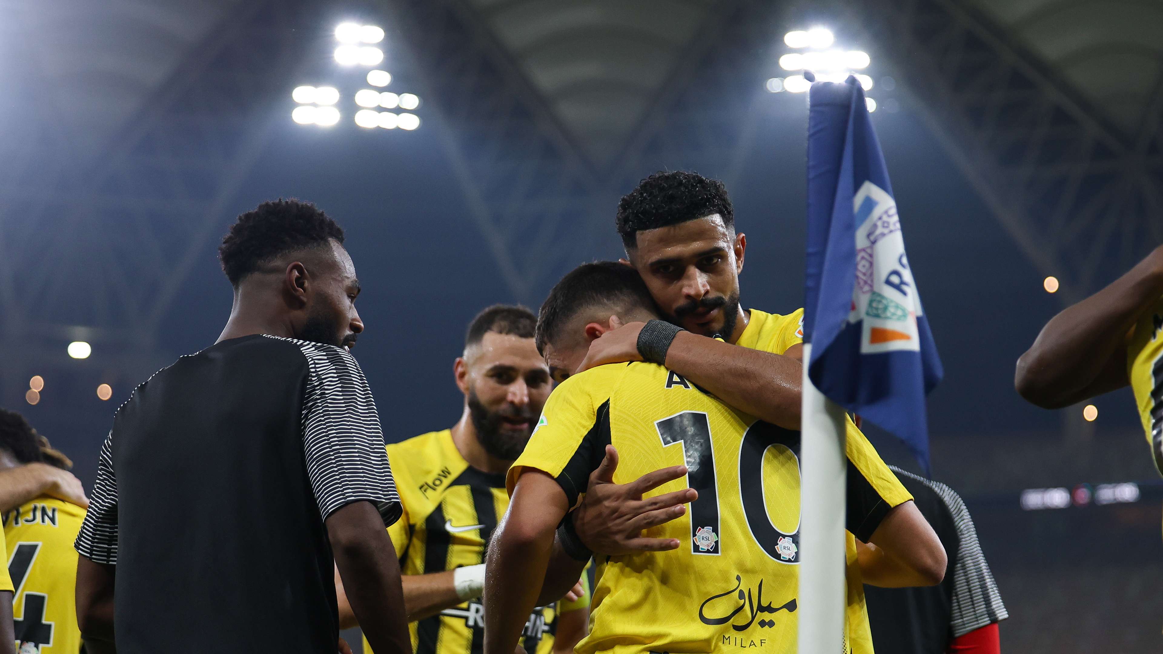 تاريخ مبشر لليونايتد على ملعب الاتحاد 