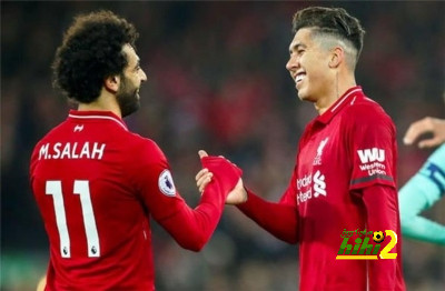 فيديو : احتفالات الجماهير الهولنديه قبل مواجهة فرنسا 