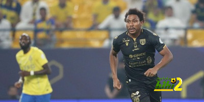 الدوري الإنجليزي يحقق مع أحد نجومه بسبب تورطه في 3 جرائم اغتصاب 