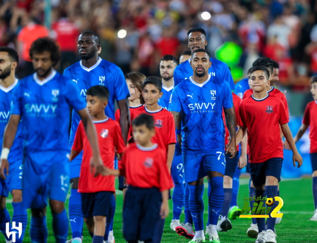 فيديو | رغم أنها خيرية .. محمد نور يتشاجر مع لاعب في مباراة حواري! | 