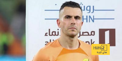 هل مالديني الرجل الأنسب لمنصب المدير الرياضي في الاتحاد؟ 