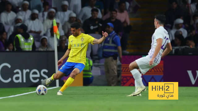 دفاع أتلتيكو مدريد أمام فياريال في الدوري الإسباني 