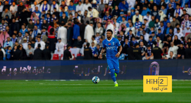 أول لاعب مطلوب رحيله عن الأهلي في يناير القادم 