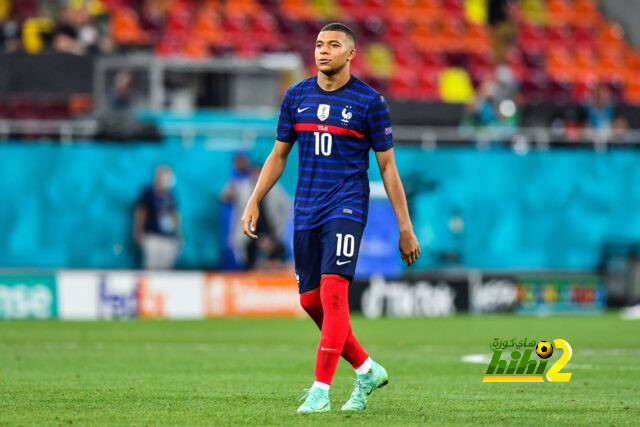 موقف لا يحسد عليه ..لاعب الهلال يتسبب في إحراج ساديو ماني! | 