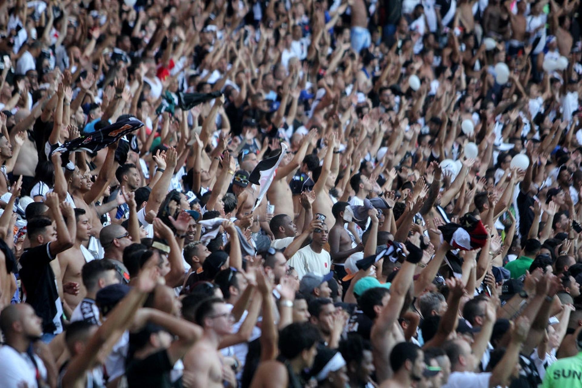 بطولات بيلينجهام مع ريال مدريد حتى الآن 