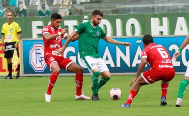 رونالدو يقود النصر للفوز بثنائية أمام ضمك في دوري روشن | يلاكورة 