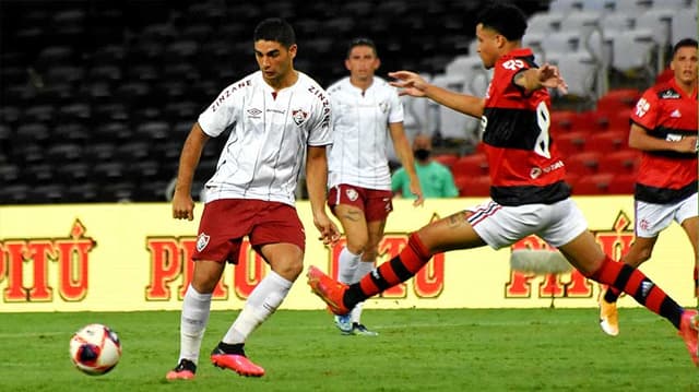 "الطبيب لم يخيّط القطع" .. أحمد شراحيلي يكشف خطأ طبيًا وراء غيابه الطويل عن الاتحاد! | 