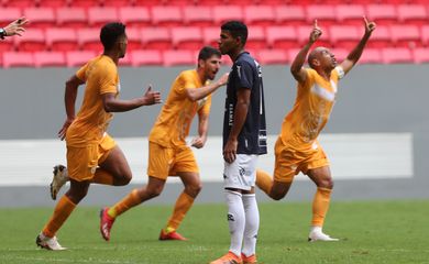 أجانب الأهلي أمام الهلال في دوري روشن 