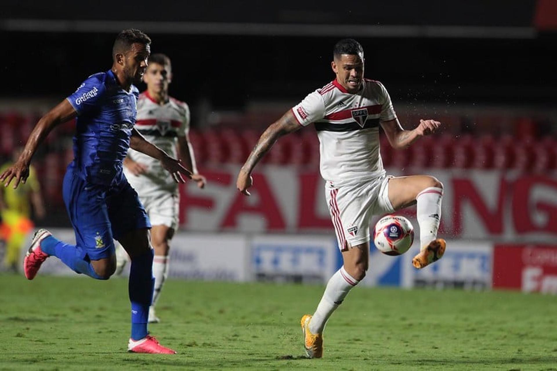 التشكيل الرسمى لديربى الهلال ضد النصر فى نهائى كأس خادم الحرمين 