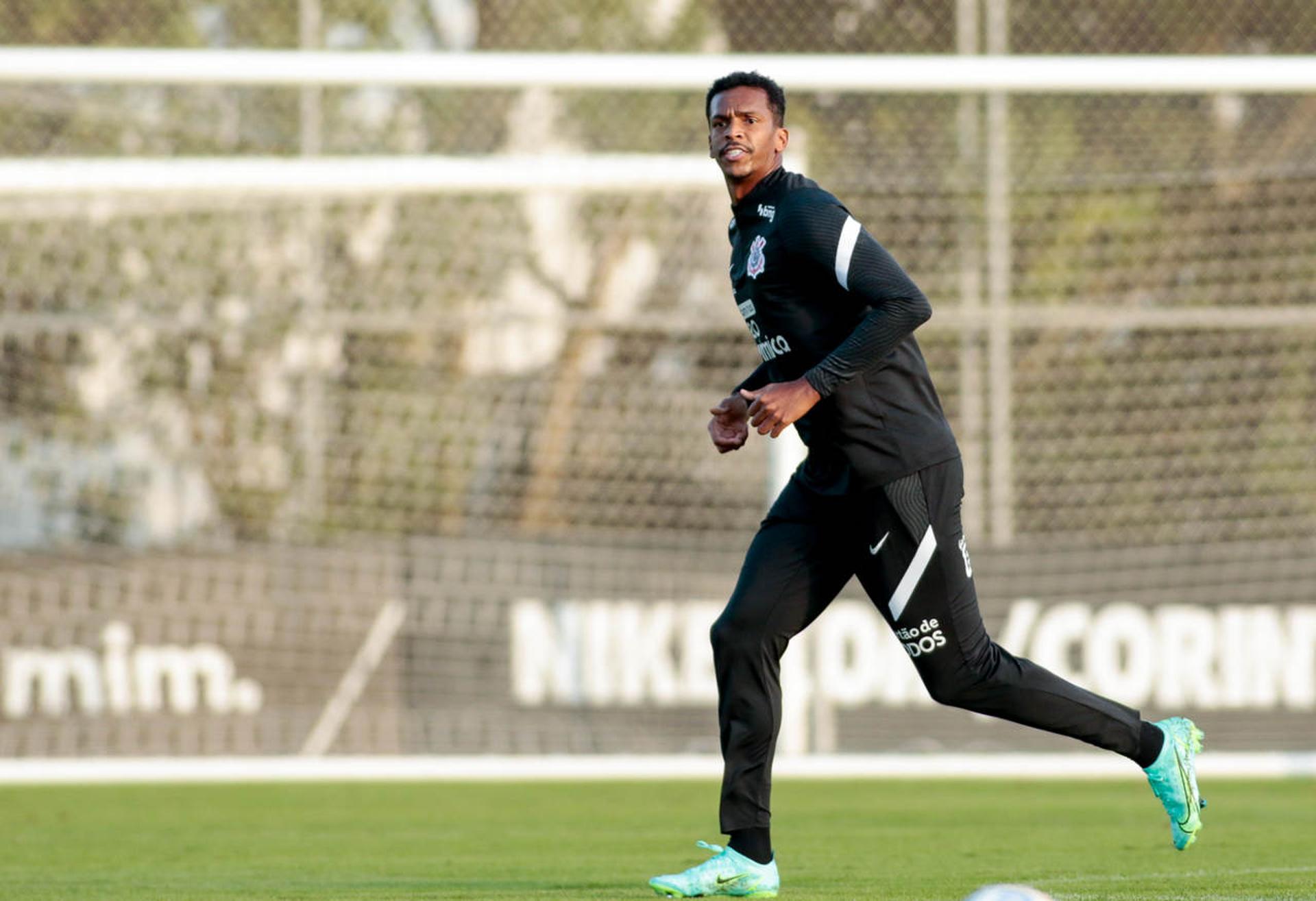 "الهلال يلهمني وهذا ما يميزه عن النصر" .. اعتراف مثير من لاعب العين الذي أقصى بطل روشن من الآسيوية! | 