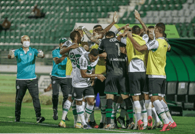 طرح تذاكر مباراة الهلال أمام الرائد 