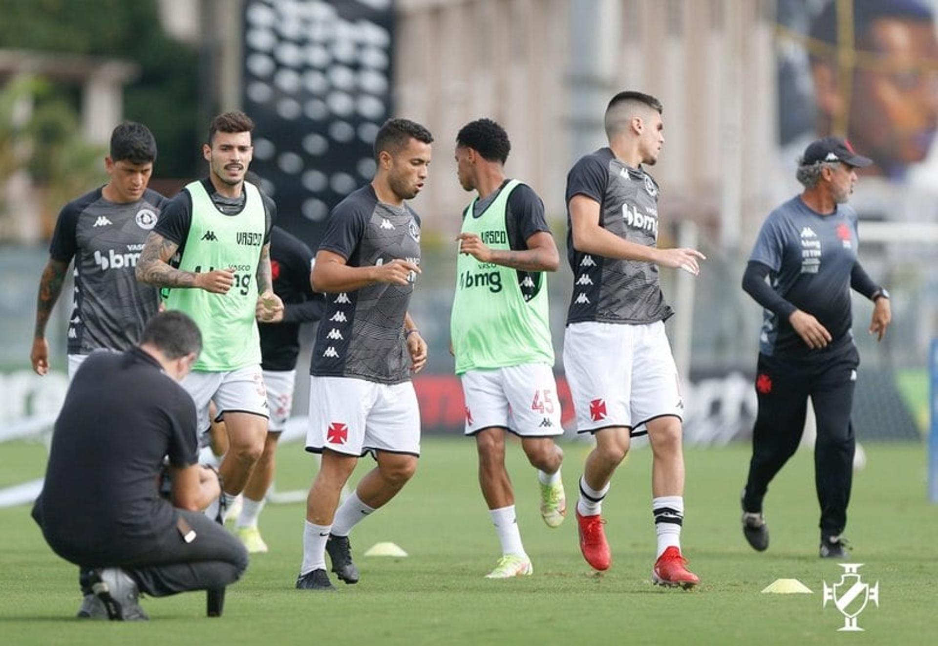 بيليجريني يرفض عرض النصر 