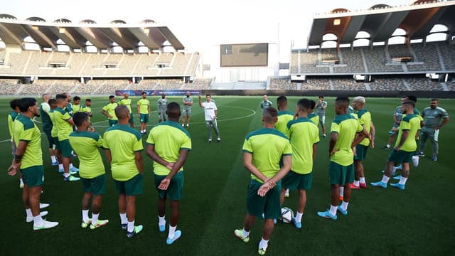 تغريم الأهلي ماليا بسبب مباراة الرائد في الدوري السعودي 