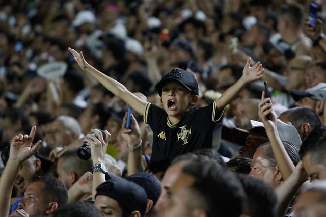 مفاجأة من العيار الثقيل .. "نجوم الهلال كانوا يتمنون الانضمام إلى النصر بهذا الوقت!" | 