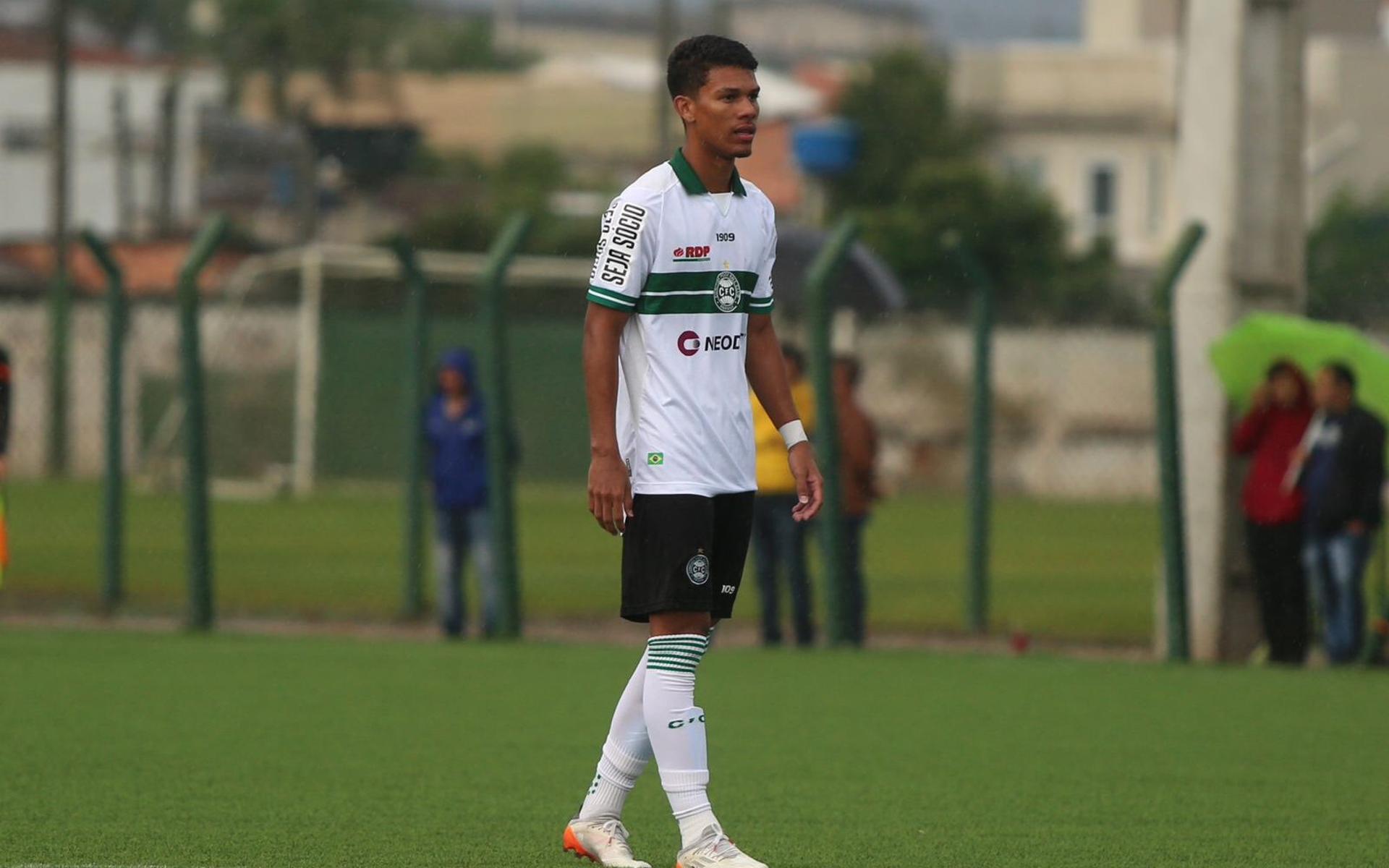 معلقي مباراة الأهلي المصري والترجي التونسي في نهائي دوري أبطال إفريقيا 