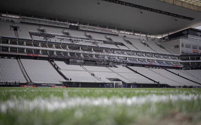 صور من حفل تقديم مبابي لاعبا لريال مدريد 