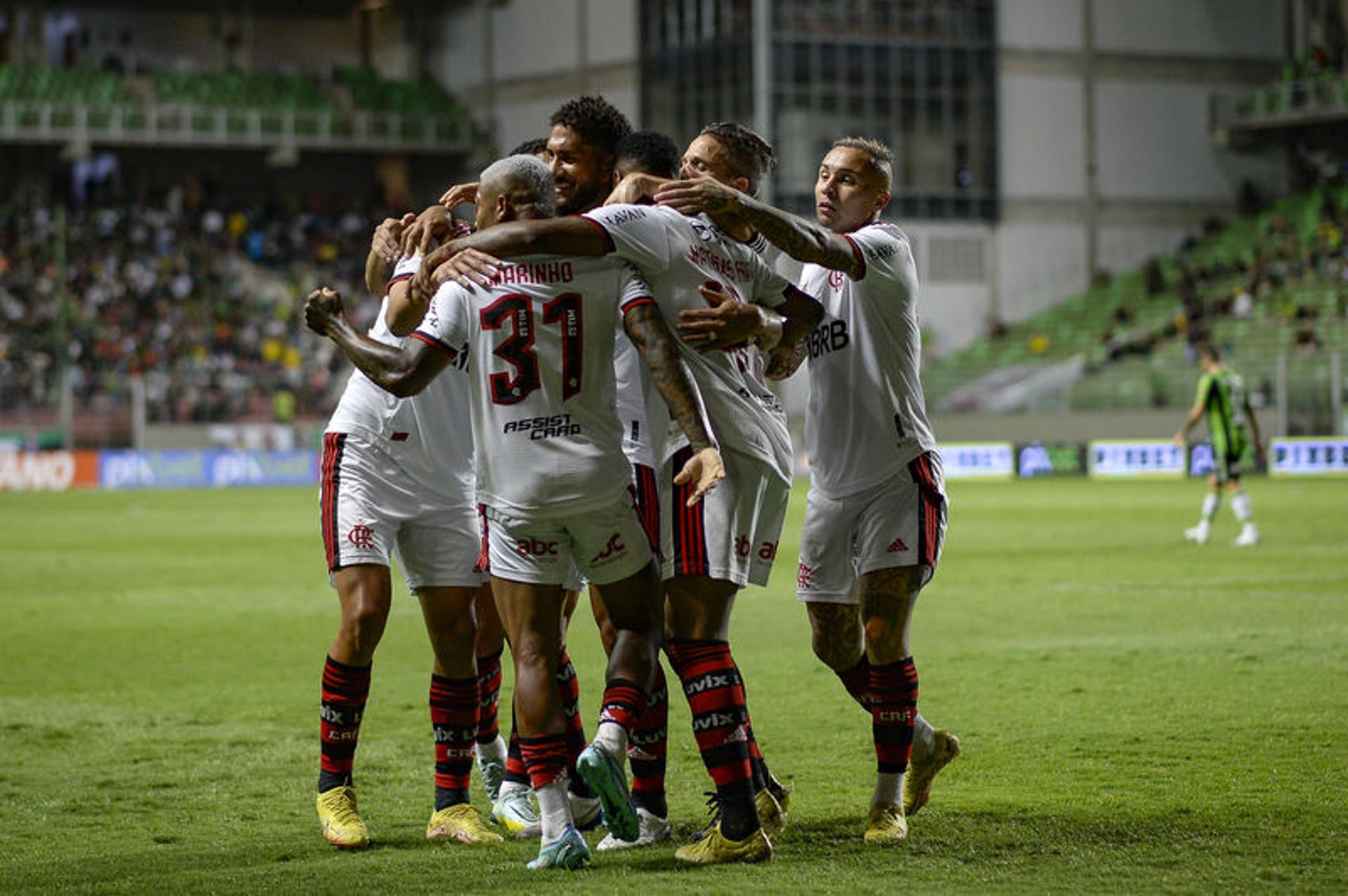 5 راحلين عن صفوف الهلال الصيف المقبل 