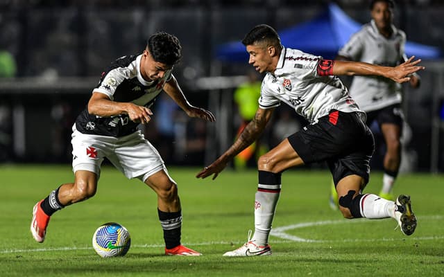 فيديو : هدف النصر الثالث ضد الطائي عن طريق رونالدو 