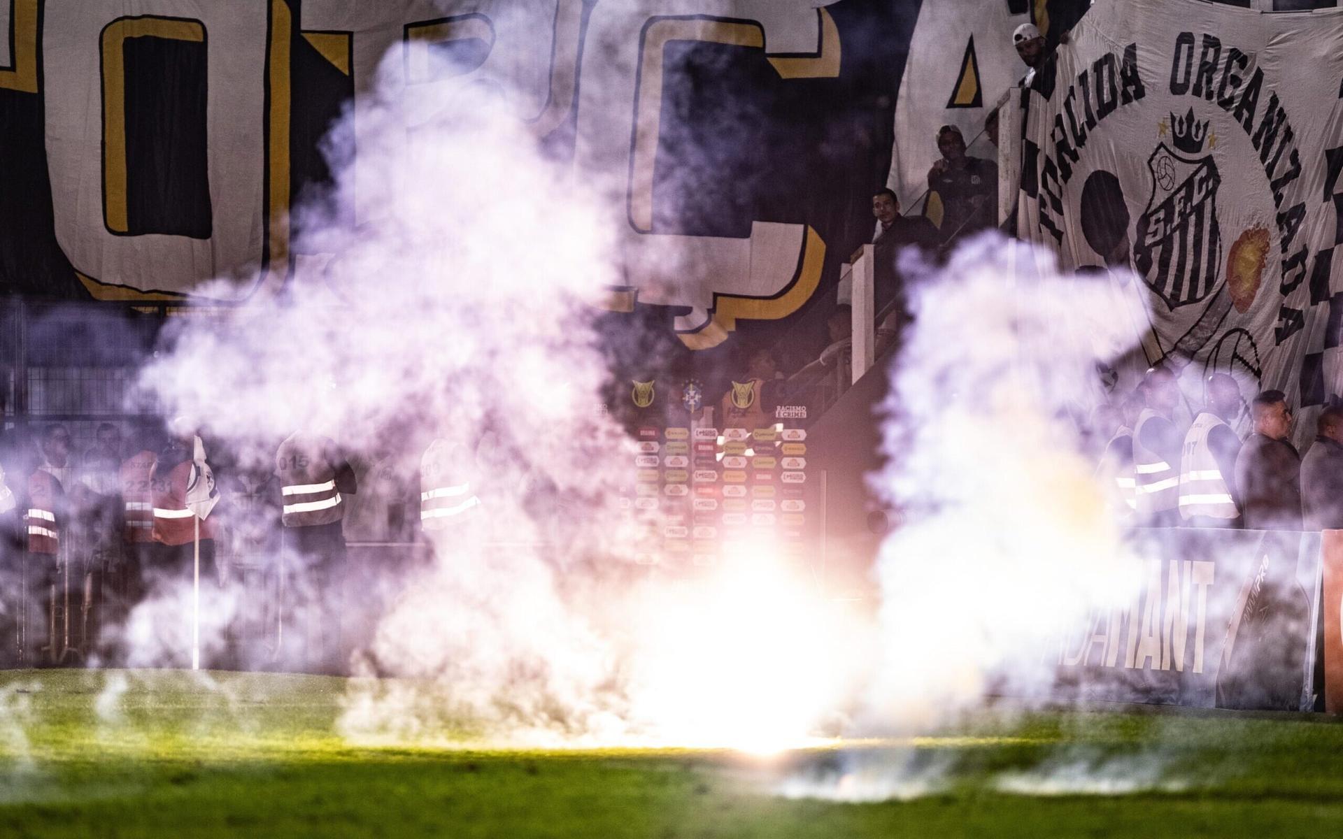 النصر يفتتح مشوار الدوري بتعادل مع الرائد 