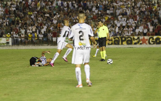 مدرب منتخب الجزائر يستدعي ثنائي الأهلي والاتحاد 