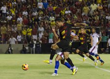 تشكيلة برشلونة الرسمية للقاء لاس بالماس في الدوري الاسباني 